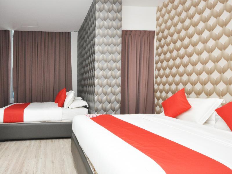 Ada Hotel & Apartment Куала Теренгану Екстериор снимка